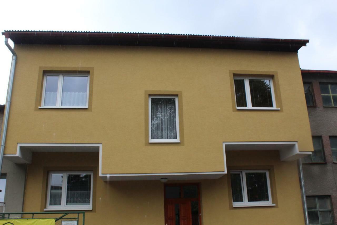 Privat Bea Apartment Podturen Bagian luar foto