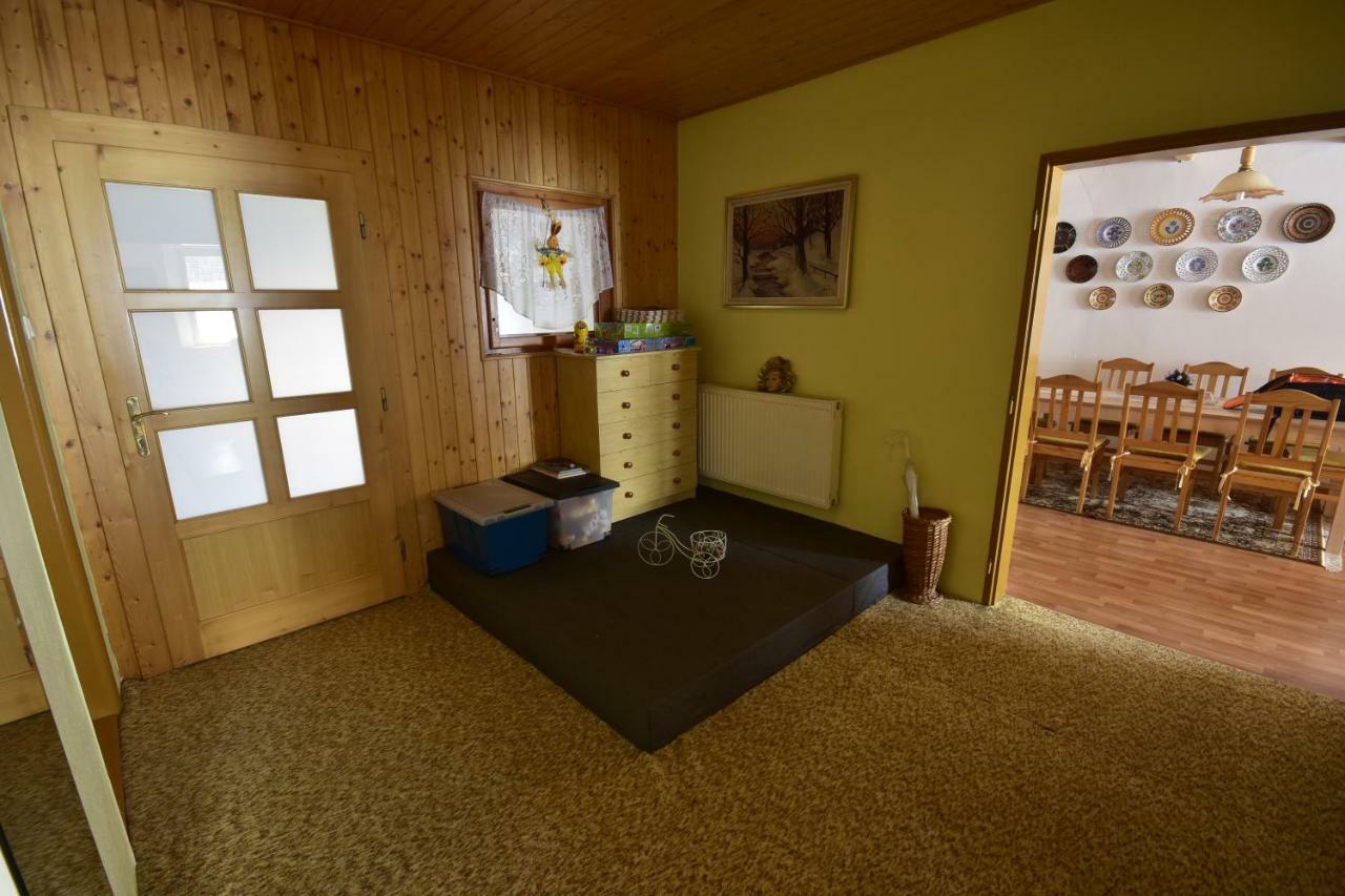 Privat Bea Apartment Podturen Bagian luar foto